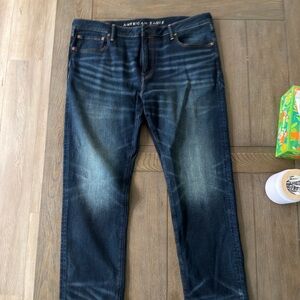 American Eagle Men’s Blue Jeans